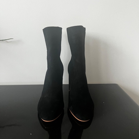 Dolce Vita Booties - Black Suede - Picture 4 of 8